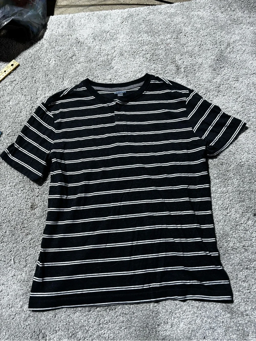 Old Navy Black and White Striped Short Sleeve Tee